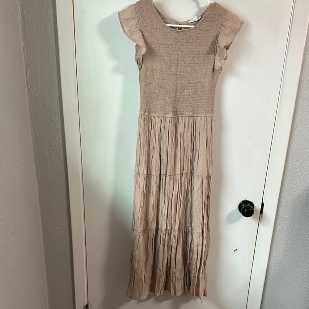 Elegant Beige Maxi Dress